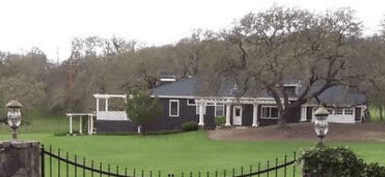 Gracious Living at Porter Creek photo