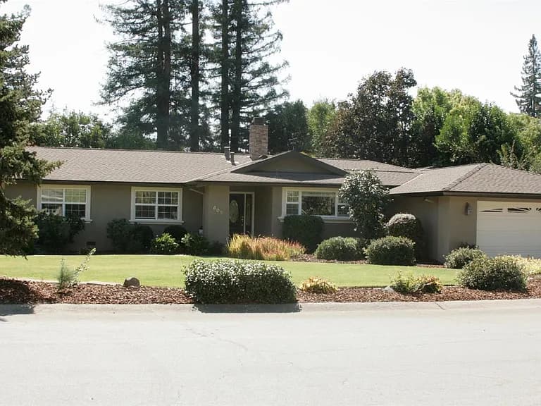 Wayne Home photo