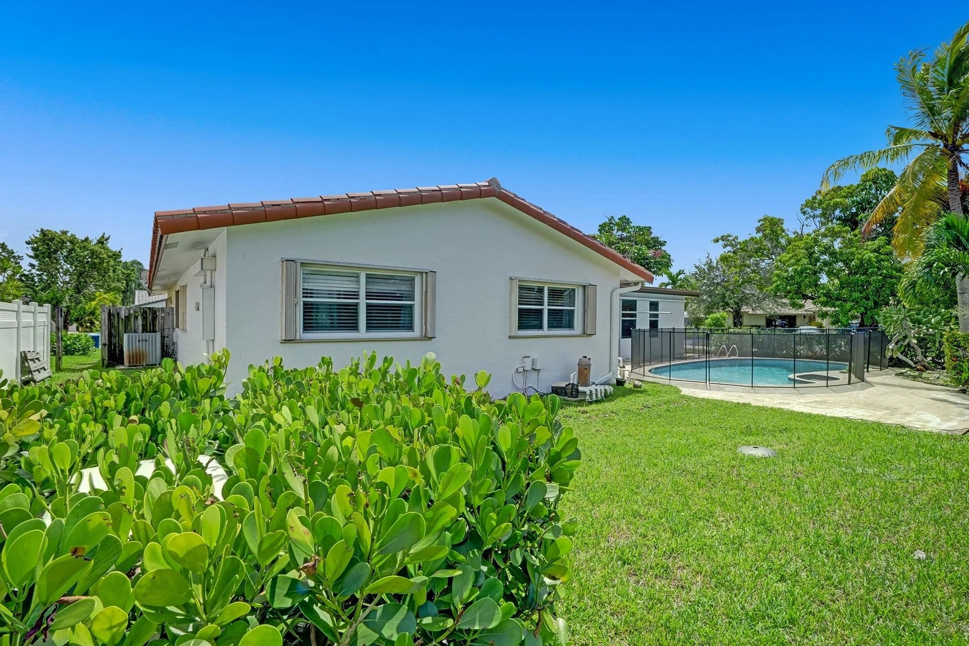 AFH SENIOR CARE CORAL SPRINGS photo