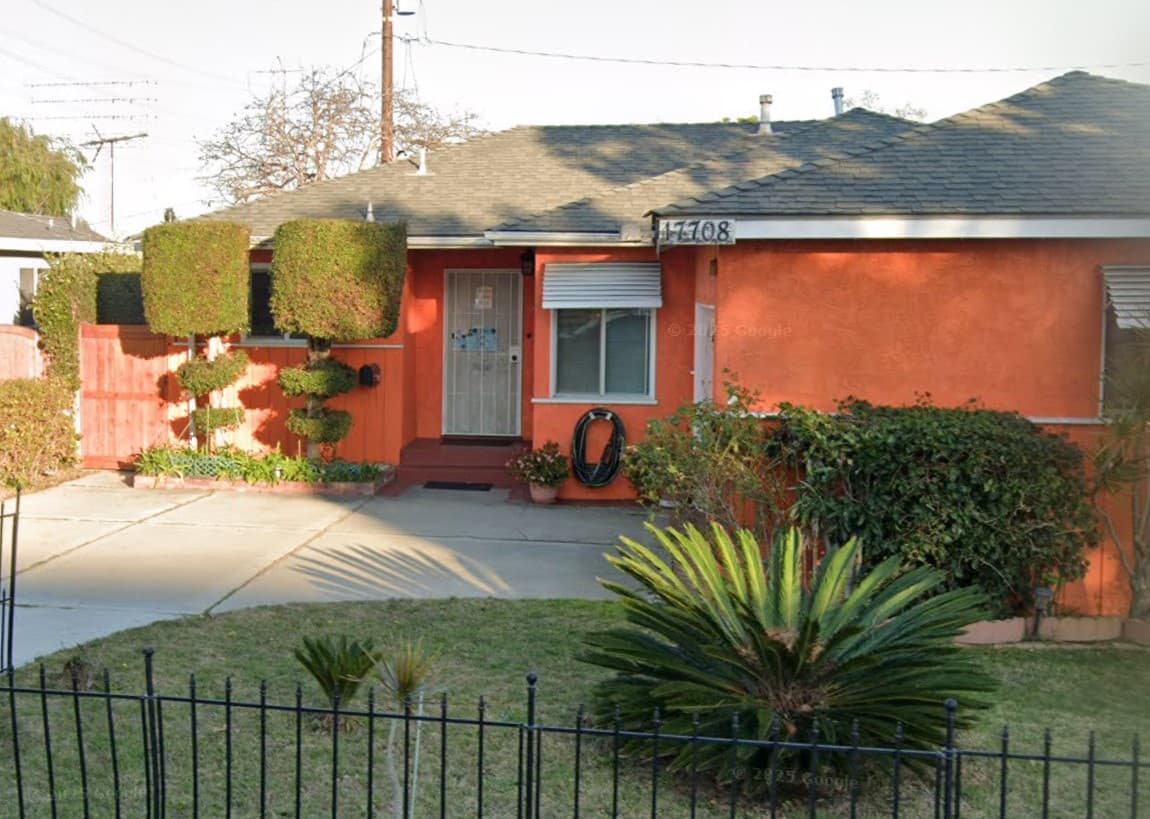 Summerland Manor photo