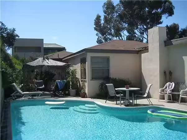 MISSION VILLA EAST photo