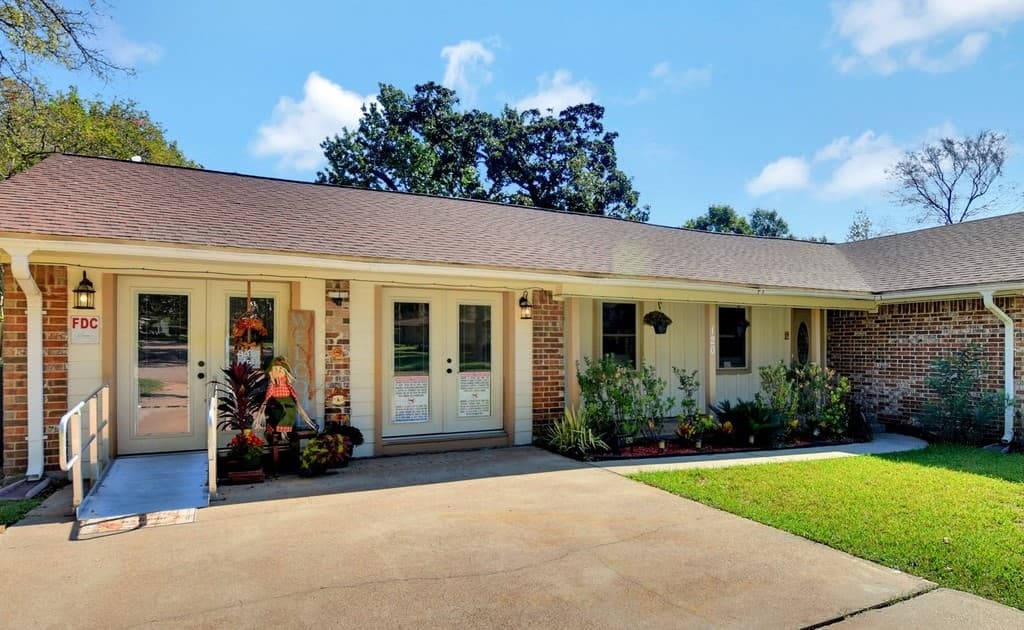 AVID CARE COTTAGES photo