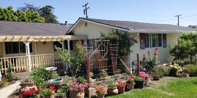 COUNTRY STYLE LIVING photo