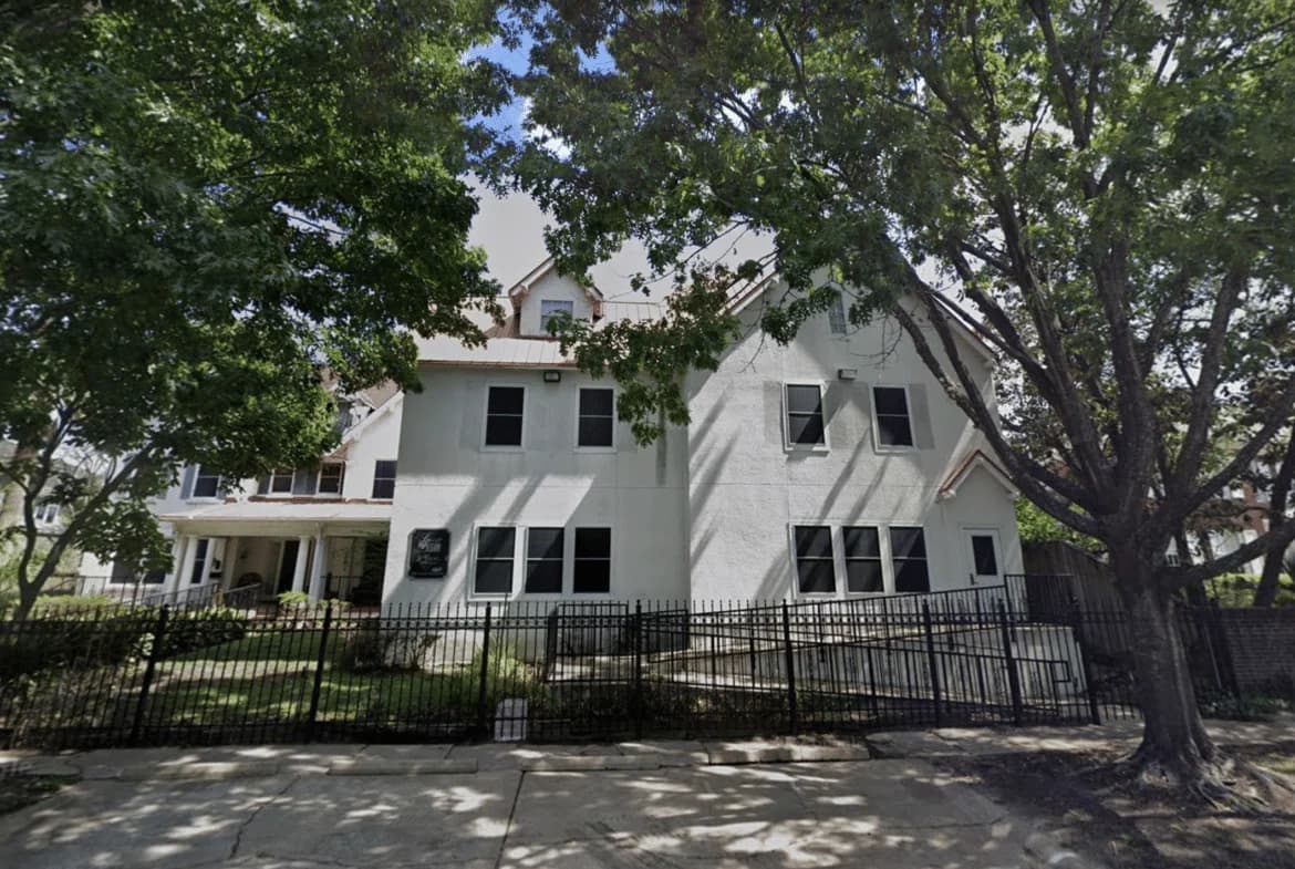 LOVETT PLACE photo