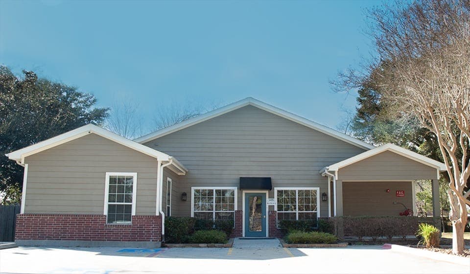 BEDFORD RESIDENCE ASSISTED LIVING photo