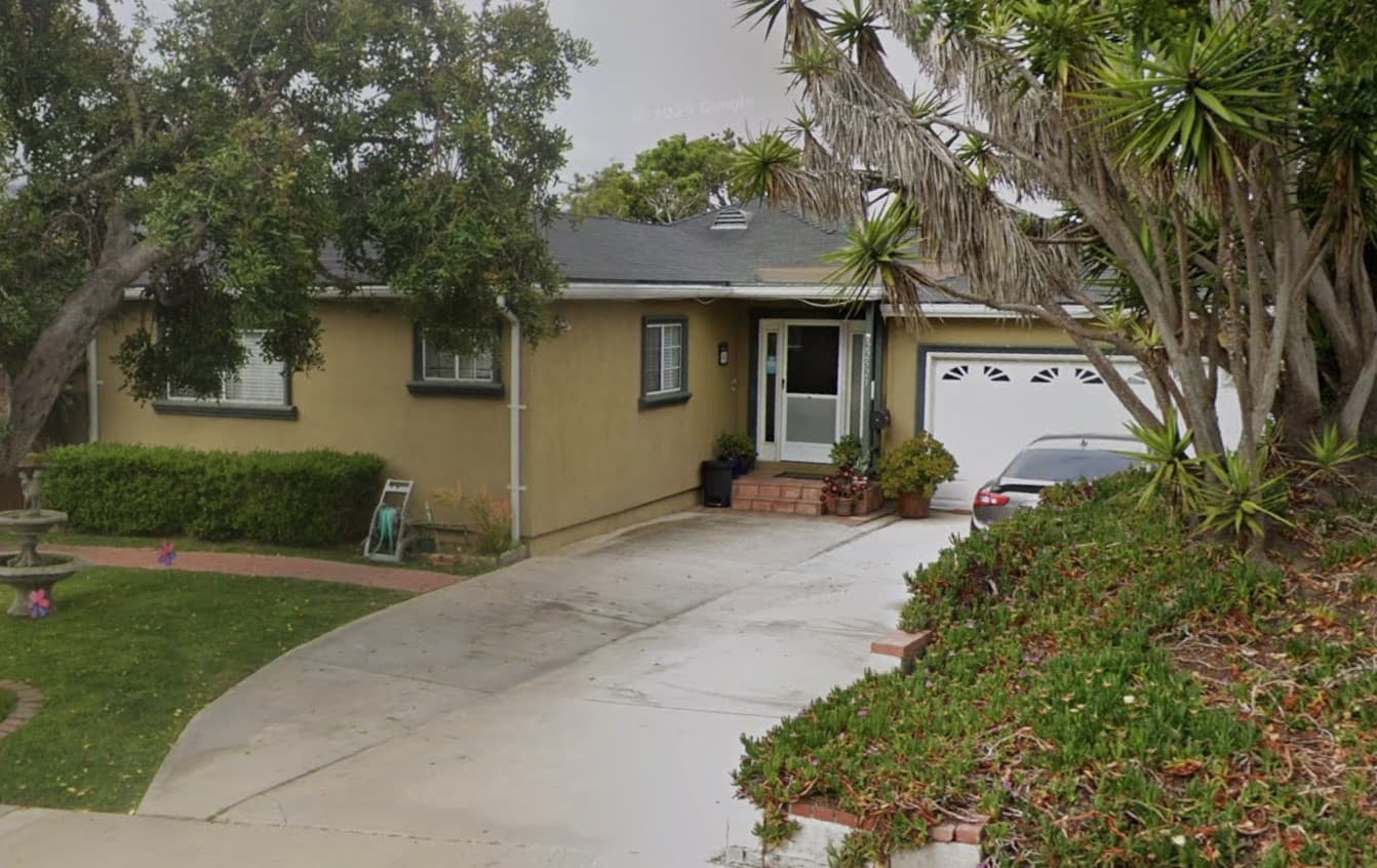 ADORABLE REDBEAM HOME photo