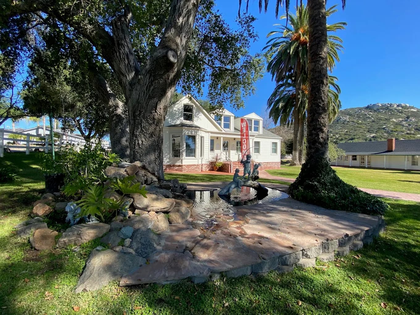 OAK TREE RANCH photo