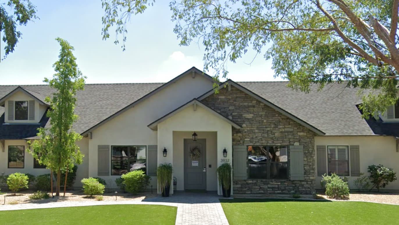 PARADISE LIVING CENTERS CAMELBACK LLC photo