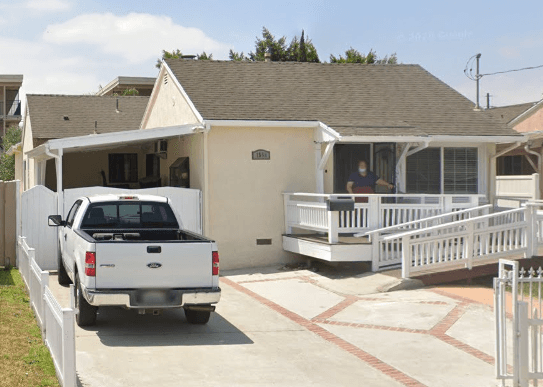 SUMMER BREEZE MANOR photo
