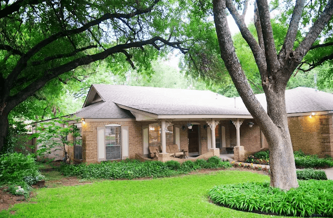 THE COLLINFIELD HOUSE photo