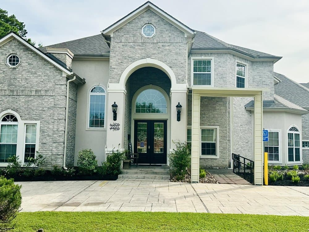 JANUS COMMUNITIES LLC DBA STONEY GLEN MANOR photo