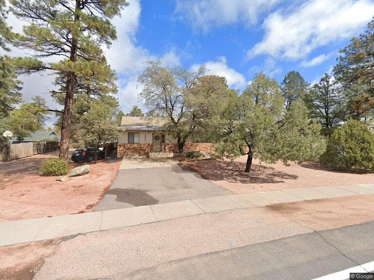 THE FRONTIER HOUSE photo