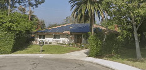 LEISURE LIVING HOMES, THE photo