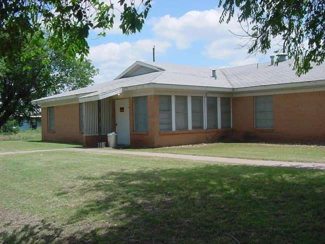 WOOD LIVING CENTER OF HARLINGEN 6 photo