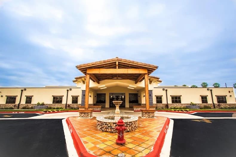 NEW LIFE ASSISTED LIVING photo