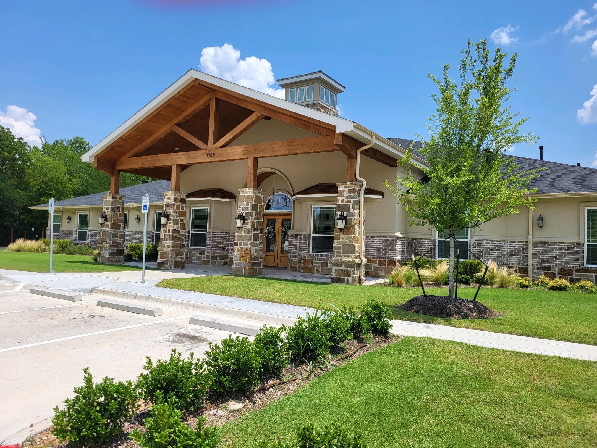 VILLAGE GREEN ALZHEIMER'S CARE HOME photo