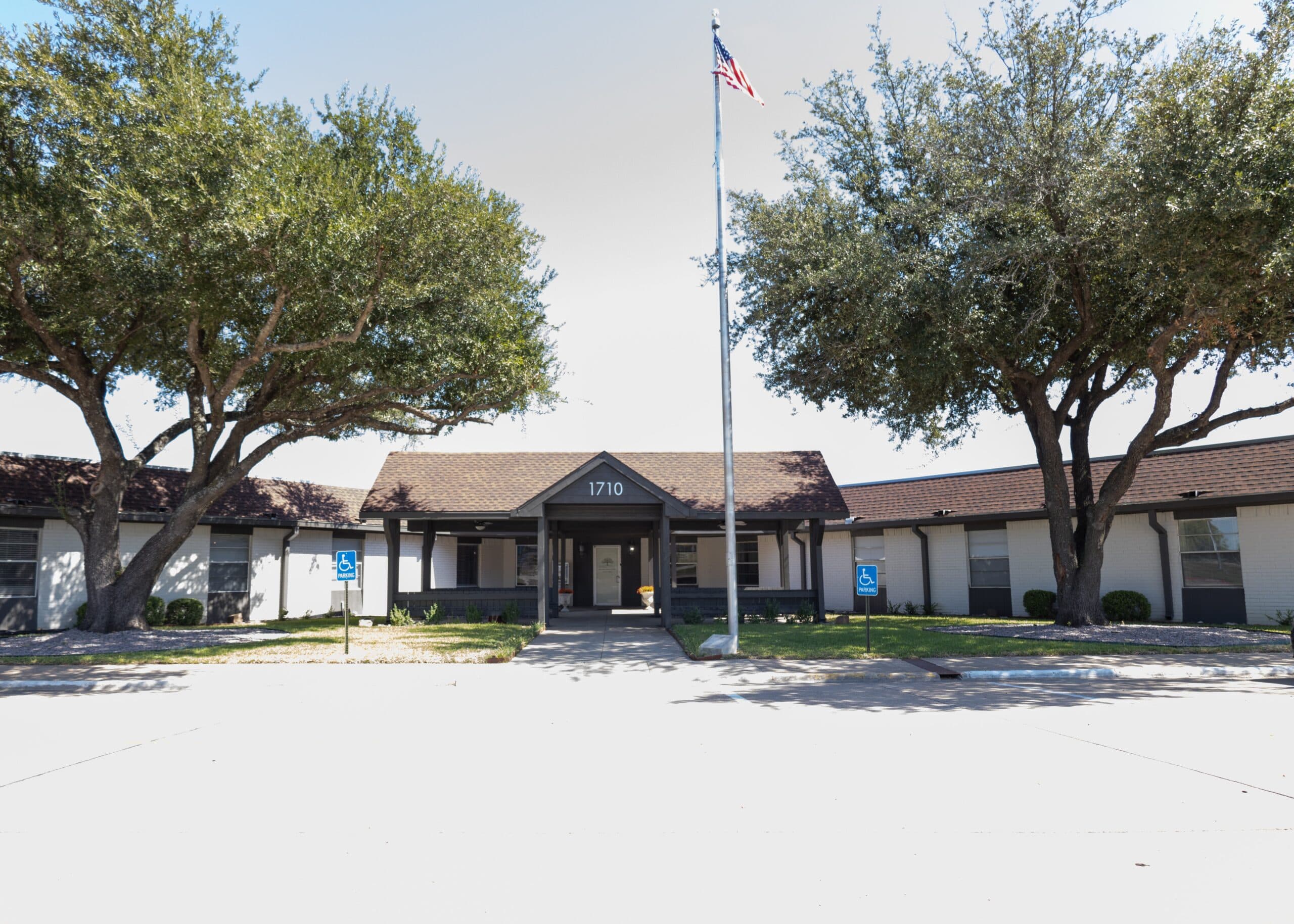 GOLDEN GRACE DAY ACTIVITY & HEALTH CARE SERVICES LLC photo