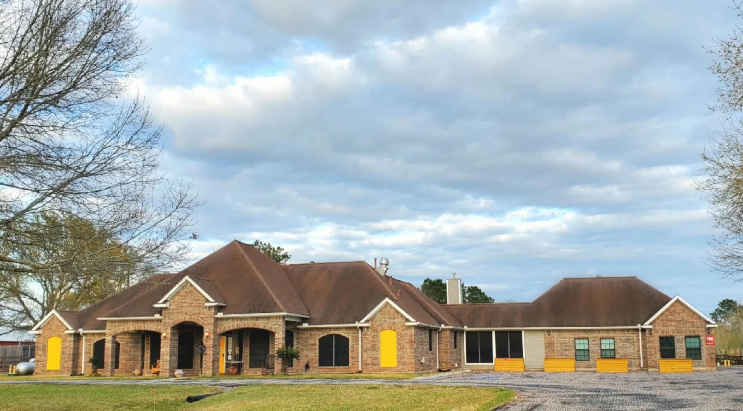 VIVID LIFE RESIDENTIAL CARE photo