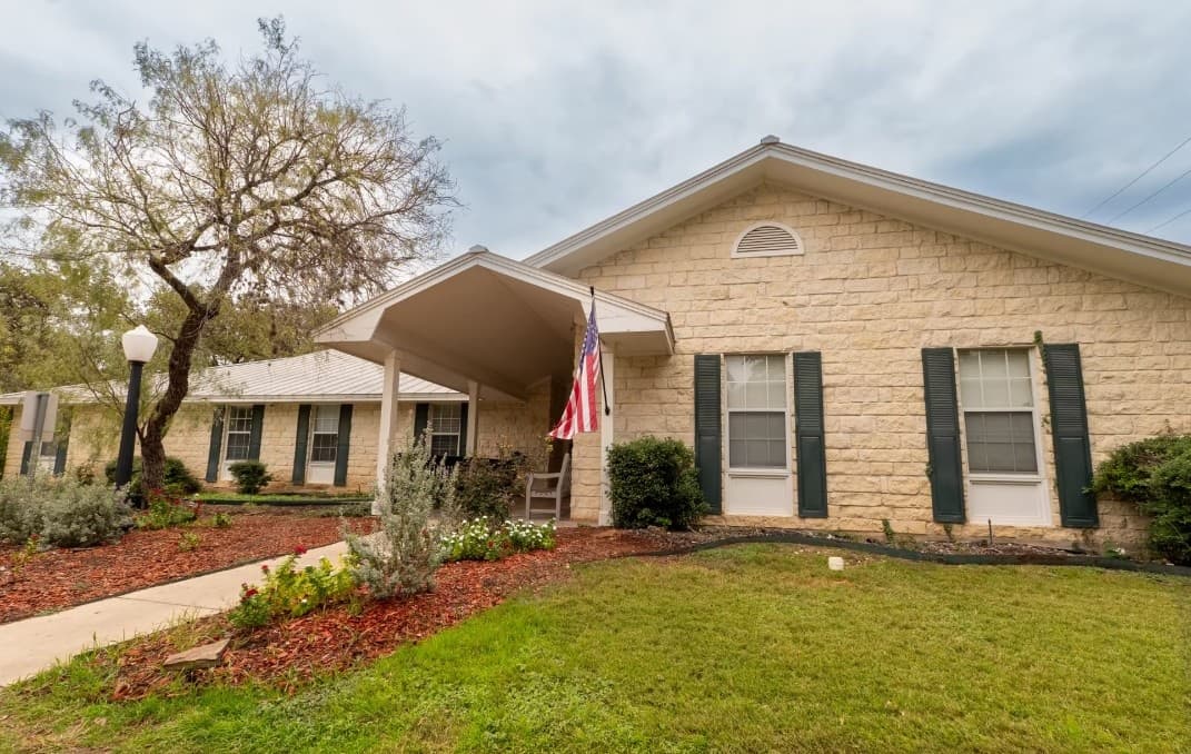 GEMSTONE SENIOR LIVING AT OAKWELL LLC photo