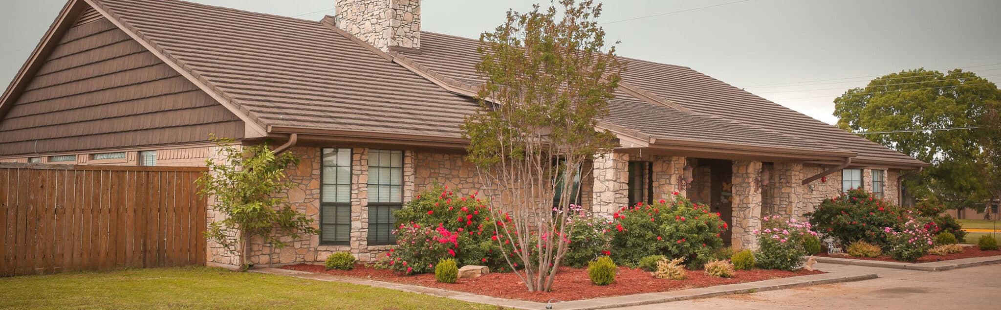 REDBIRD MANOR photo