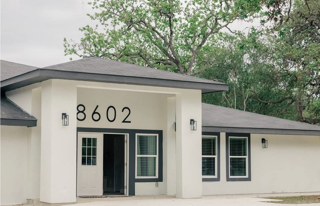 HUMMINGBIRD ASSISTED LIVING AND MEMORY CARE photo
