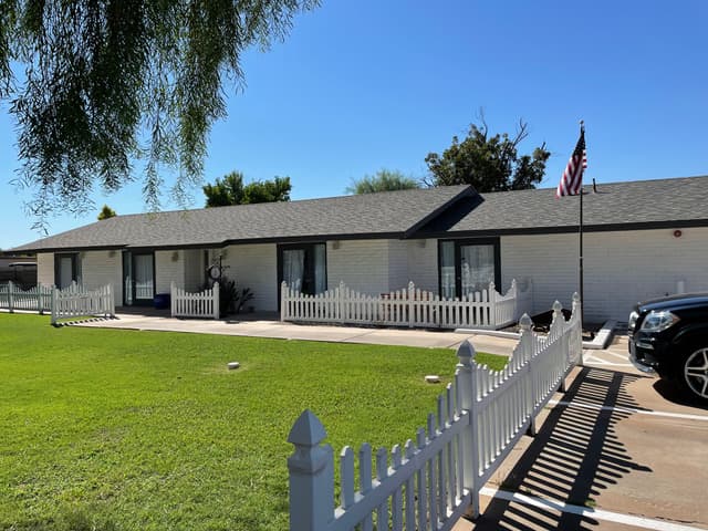 AVALON ESTATES ASSISTED LIVING LLC photo