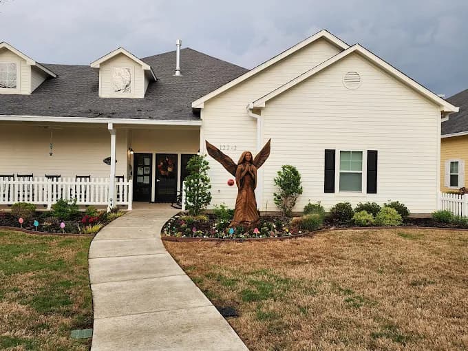 BELLAIRE RESIDENTIAL ASSISTED LIVING AND MEMORY CARE photo