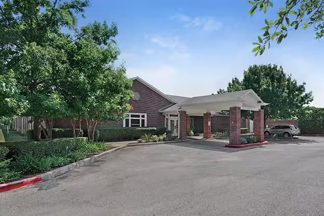 GRACELAND SENIOR LIVING photo