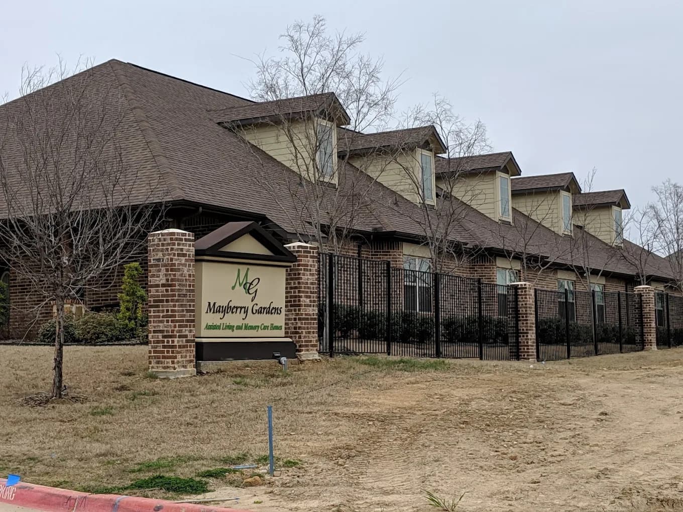 MAYBERRY GARDENS ASSISTED LIVING & MEMORY CARE HOMES DENTON HOUSE 4 photo