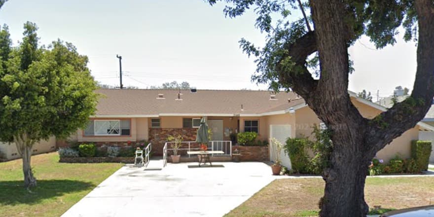 SENIOR FAMILY HOME 1 photo