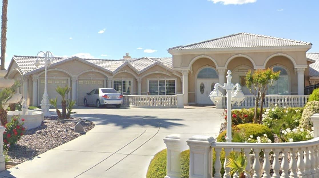 SKYLINE VILLA photo
