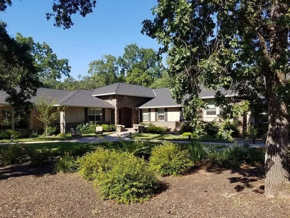 AUBURN CREEKSIDE VILLA photo
