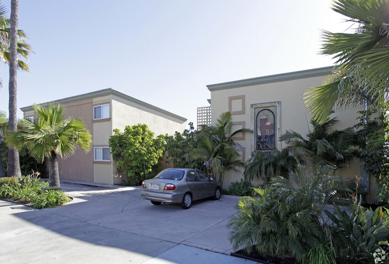 CASA DE LOS ARBOLES photo