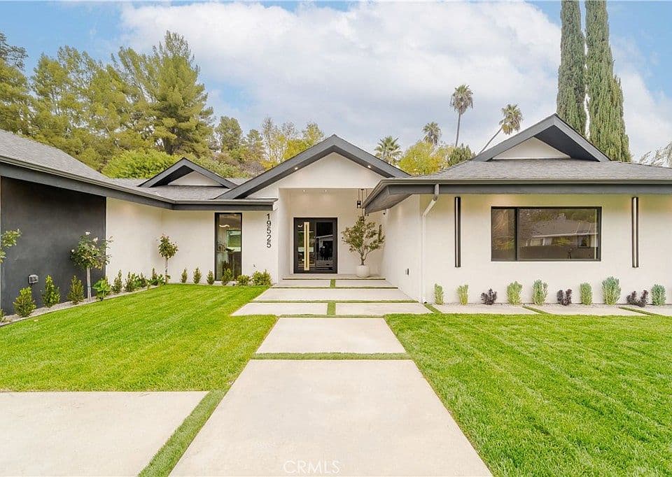 C.A.L.L.-CARMELITA HOUSE photo
