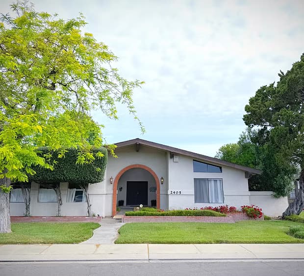 DAVIS GUEST HOME #5 photo