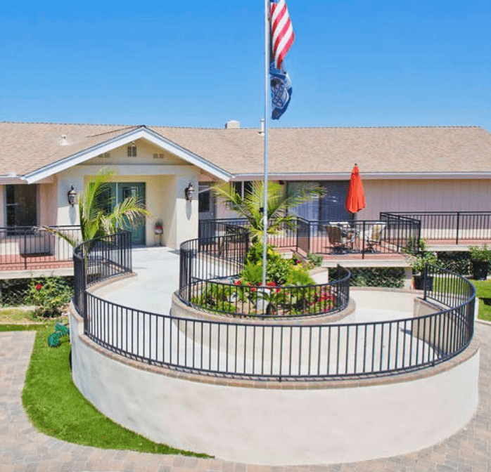 CHAMPINE MANOR photo