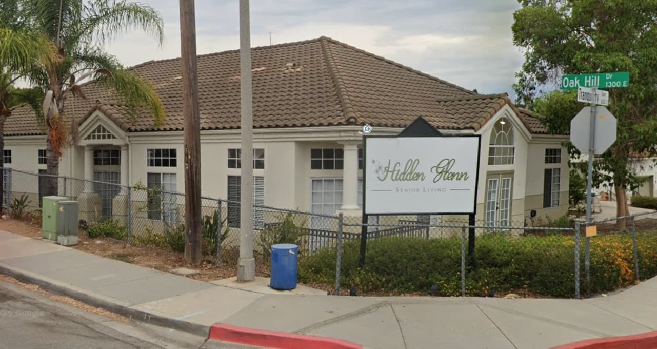 HIDDEN GLENN SENIOR LIVING I photo