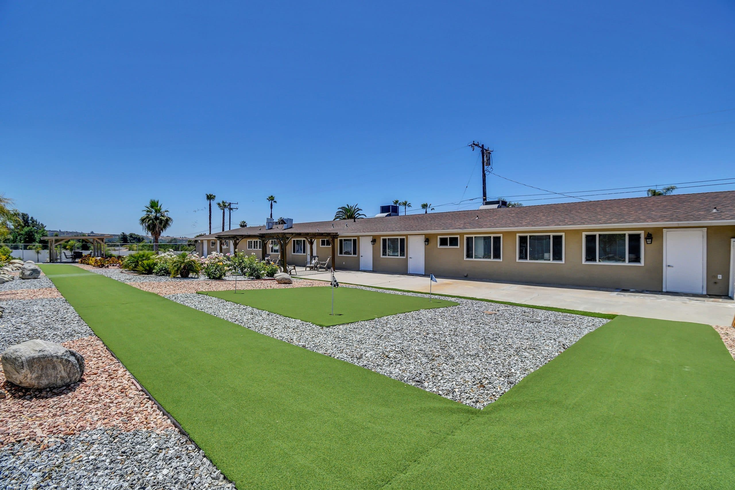 MOUNTAIN VIEW PLEASANT LIVING photo