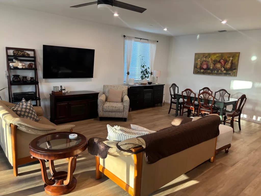 PLUMAS LAKE HOME CARE photo