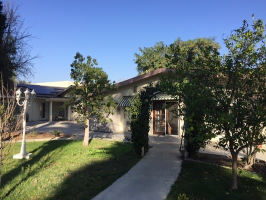 GATE MANOR photo