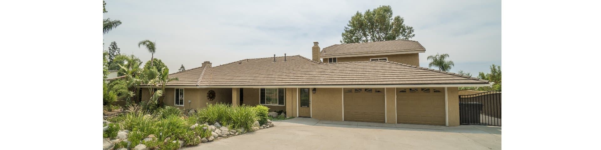 VILLA LIVING photo