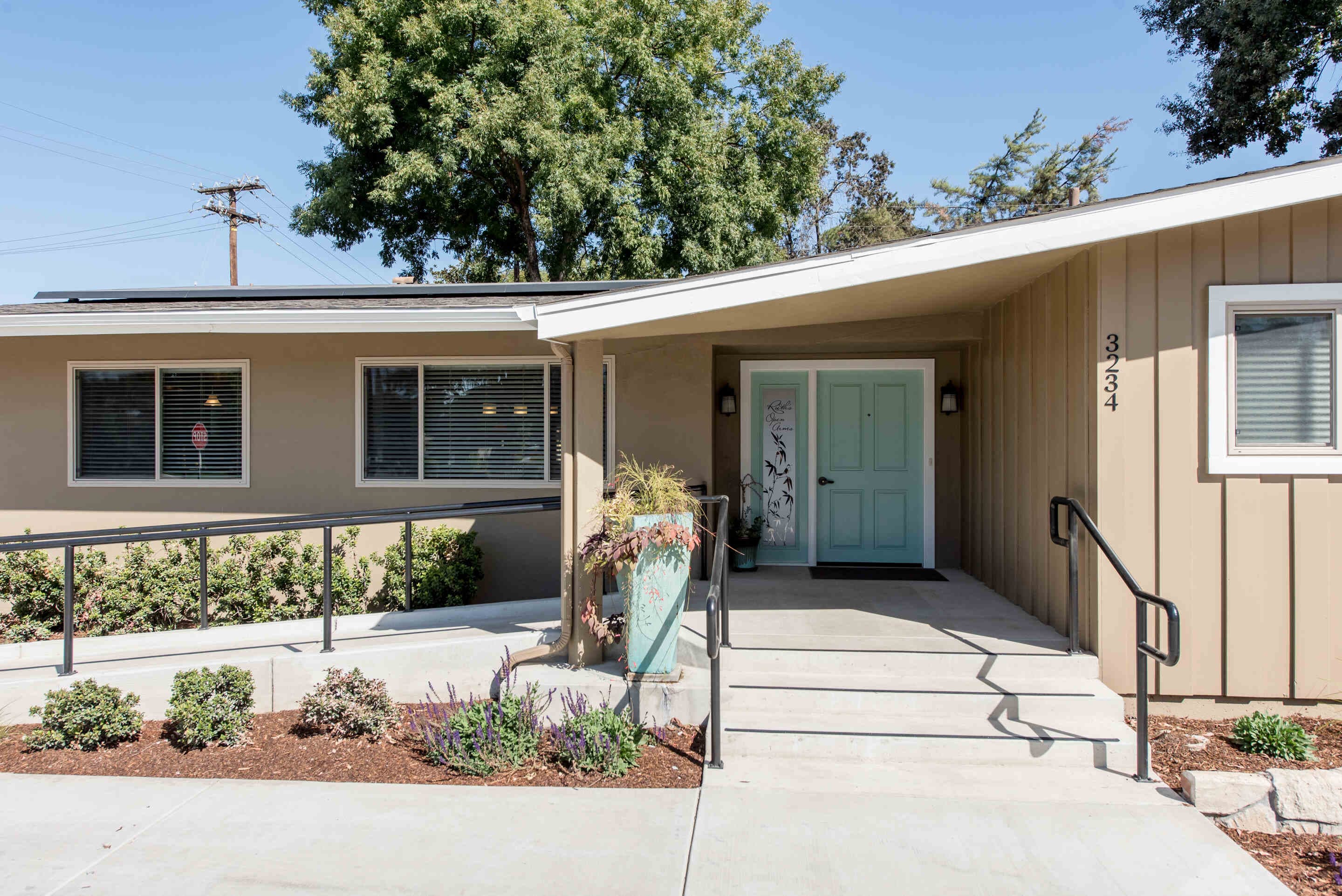 KAWEAH HEALTH RUTH WOOD OPEN ARMS HOUSE photo