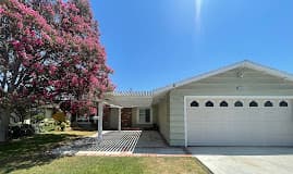 WHITTIER COTTAGE II photo