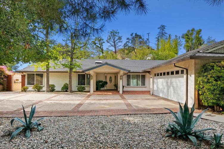 VILLA MULHOLLAND II photo