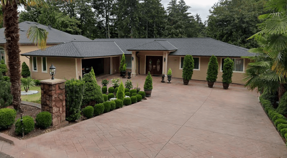 WHISPERING CREEK INC photo