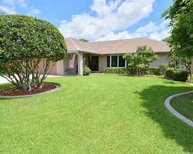 JACKIE'S UNIQUE CARE RESIDENTIAL ASSISTED LIVING LLC photo
