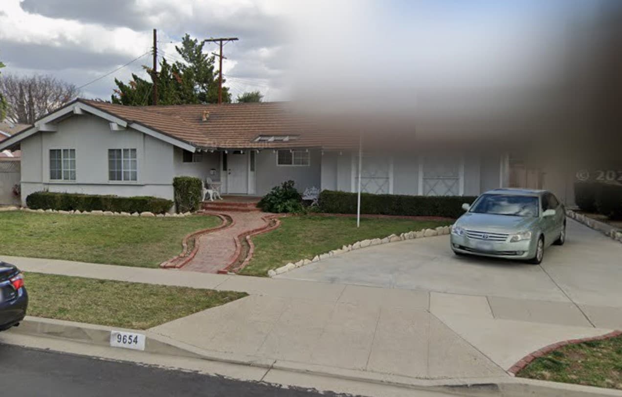 CHATSWORTH OAKS ASSISTED LIVING photo